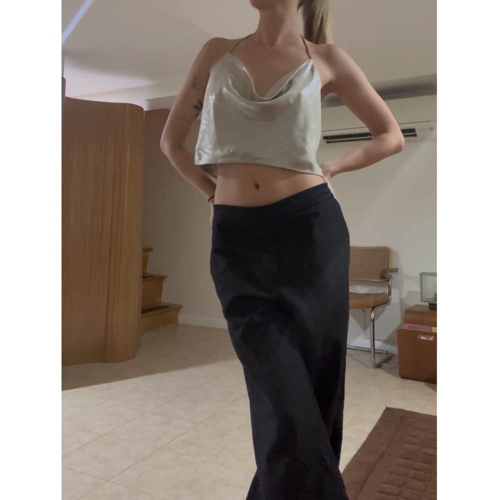 Chic Cream Women's Crop Top